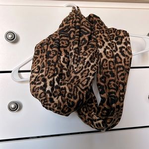 Infinity scarf